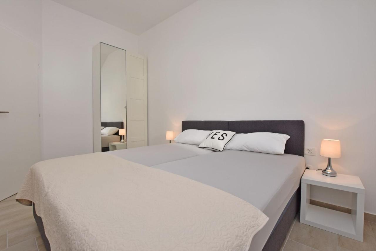 Apartments Danolic พิสัก ภายนอก รูปภาพ