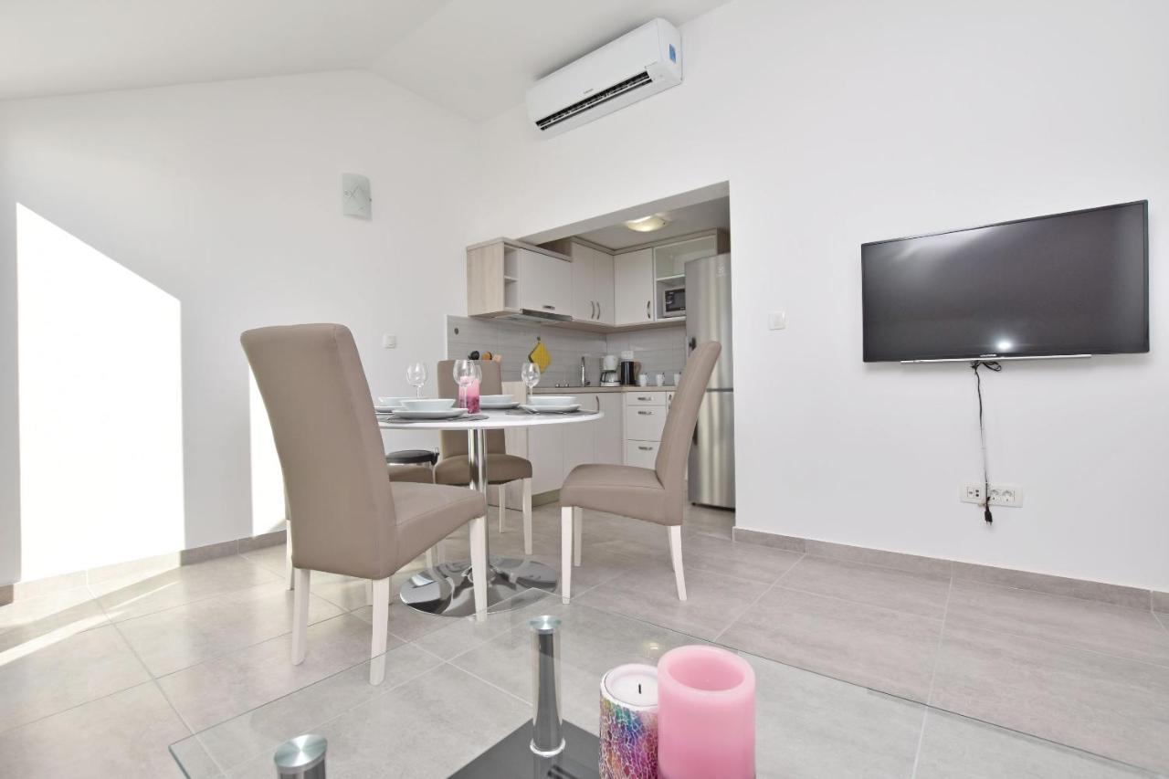 Apartments Danolic พิสัก ภายนอก รูปภาพ