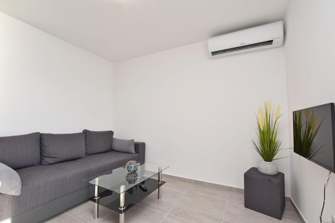 Apartments Danolic พิสัก ภายนอก รูปภาพ