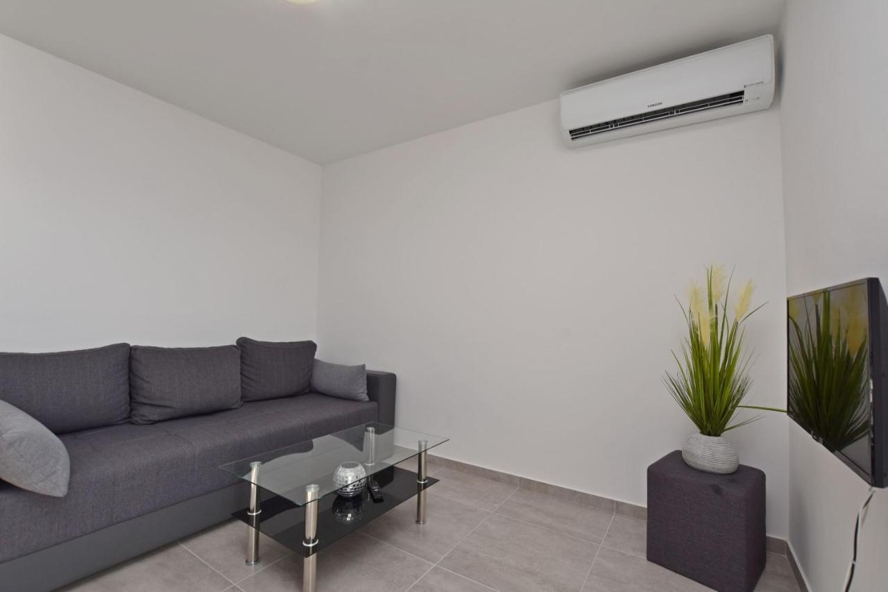 Apartments Danolic พิสัก ภายนอก รูปภาพ
