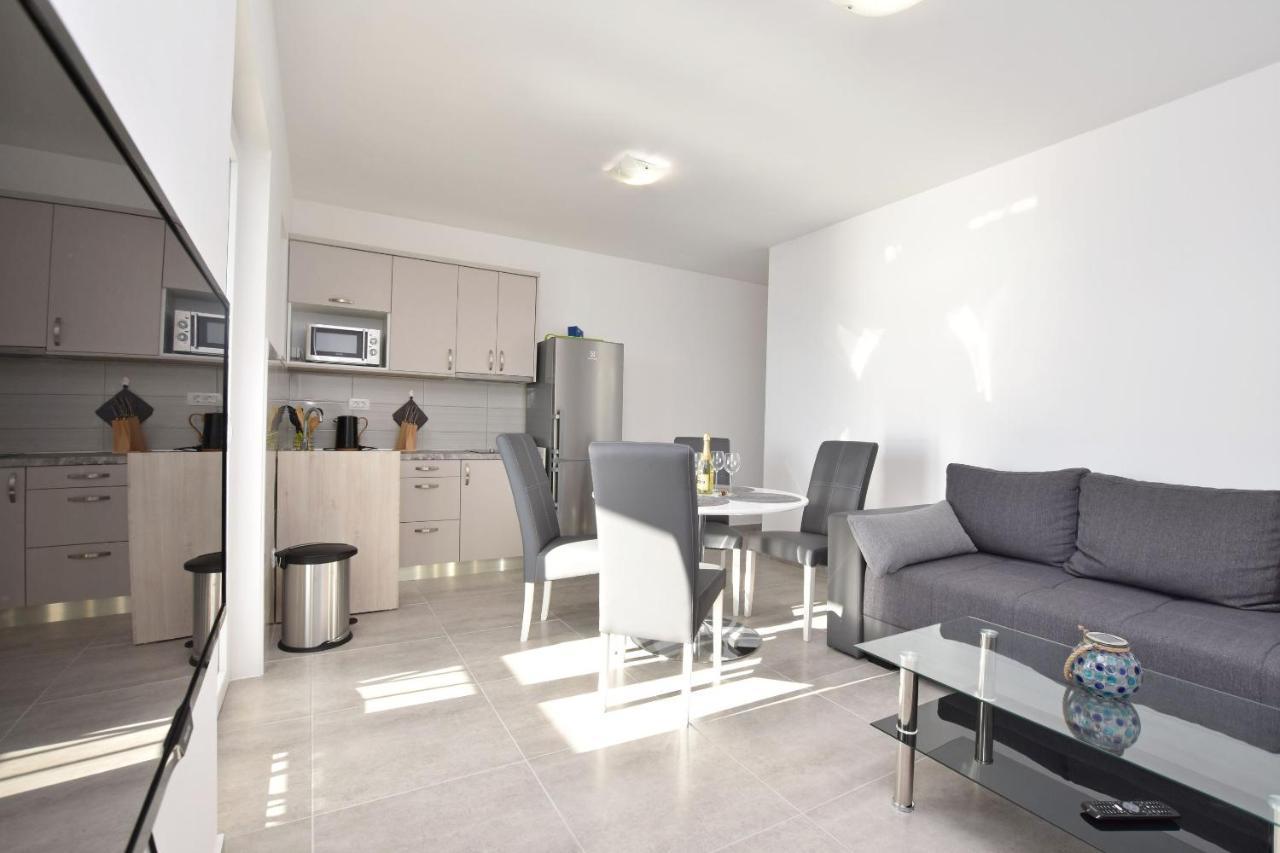 Apartments Danolic พิสัก ภายนอก รูปภาพ